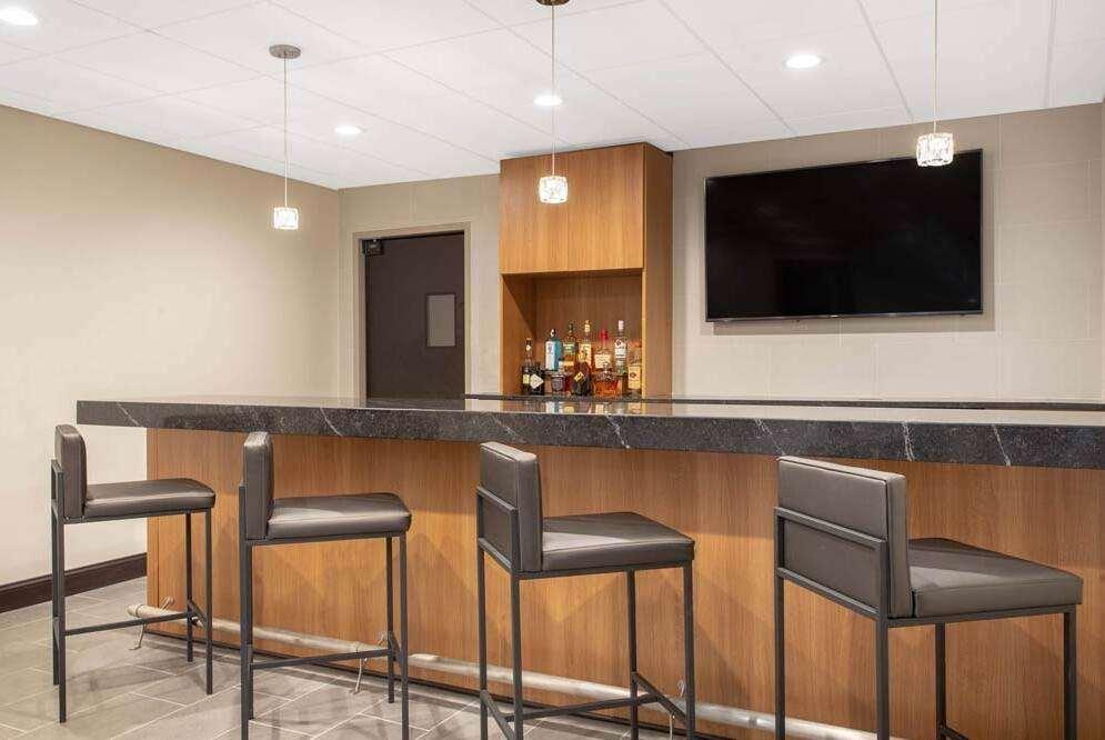 La Quinta Inn & Suites By Wyndham Mooresville Restauracja zdjęcie