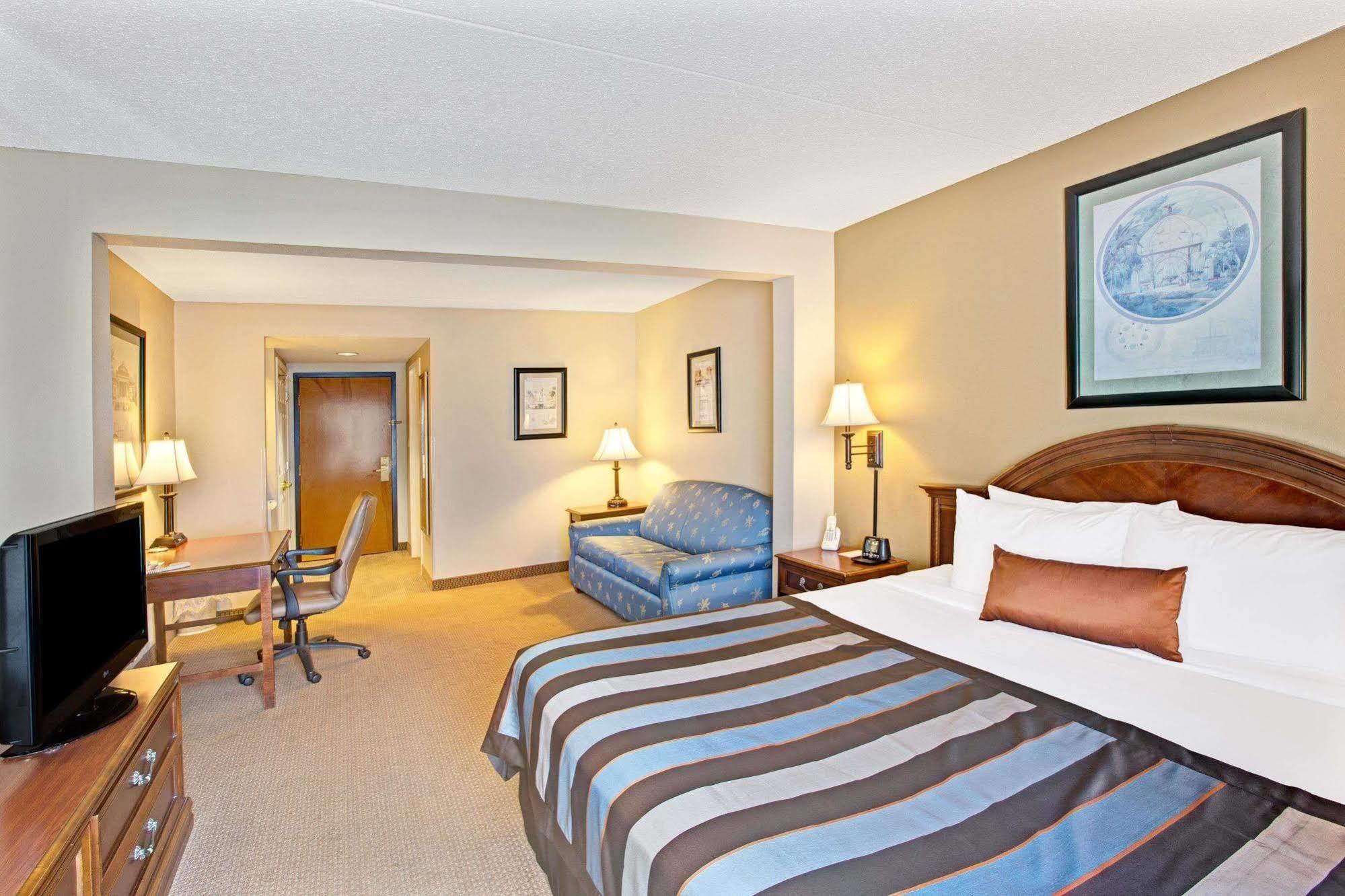 La Quinta Inn & Suites By Wyndham Mooresville Zewnętrze zdjęcie